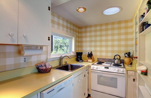 Tolovana Park Casa | Haystack Haven - Haystack Rock View - Cannon Beach Property Mgmt