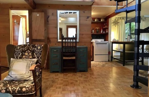 Amazon Cabaña | Hayward Cottage 250 meters from Hayward Field