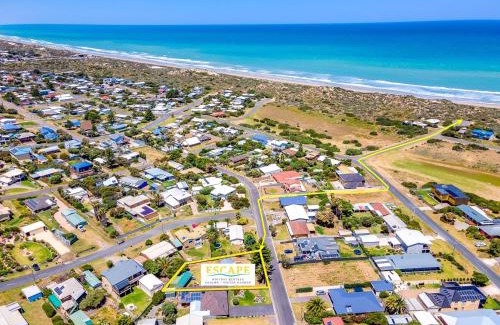 Goolwa Beach Casa | Hazel Hut -12 Hazel Street, Goolwa Beach