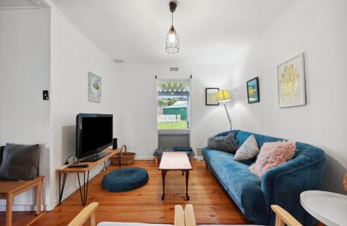 Goolwa Beach Casa | Hazel Hut -12 Hazel Street, Goolwa Beach