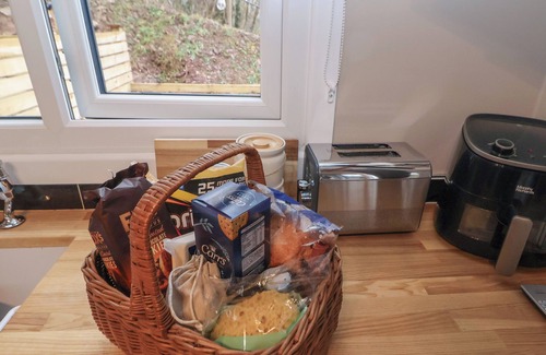 Caerwys Cabaña | HAZEL, pet friendly, character holiday cottage in Afonwen