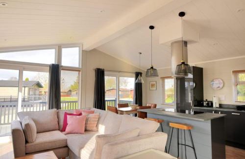 Combpyne Casa | Hazelwood 4 Pinewood Retreat
