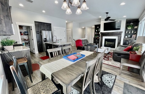 Idaho Falls Casa | Hazen Home Family Retreat, fully equipped home, 2 min to shopping and parks