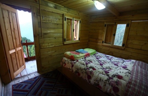 Camlihemsin Hotel | Hazindag Doga Konuk Evi