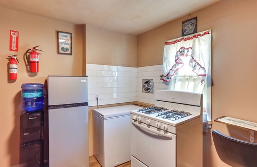 Penbrook Apartamento | HBG Apt ~ 3 Mi to Downtown & River!