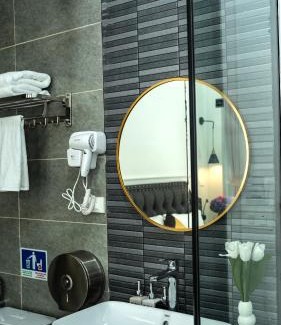 Long Hung Apartamento | HC Homestay