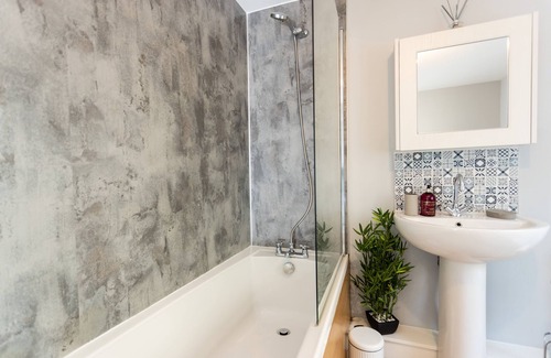 West Auckland Casa | HC Property - Merlin