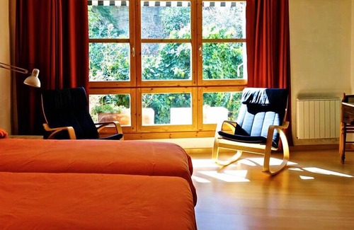 Sant Pere de Riudebitlles Casa | HD Riudebitlles - Art i Allotjament