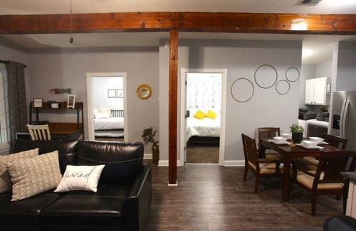 Chillicothe Apartamento | Head above Water - Downtown Chillicothe