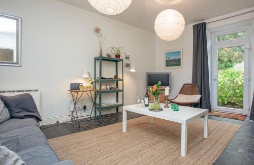 Coverack Casa | Headland Cottages