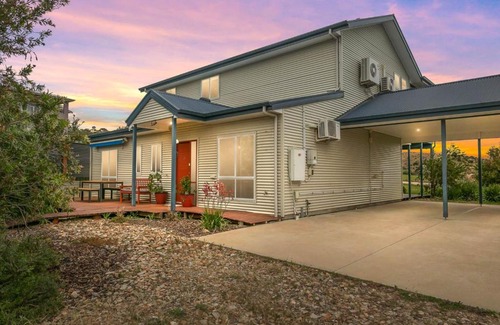 Carrickalinga Casa | Headland View - 22 Dorset Court