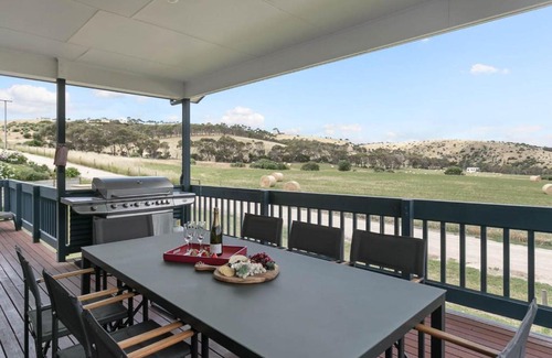 Carrickalinga Casa | Headland View - 22 Dorset Court
