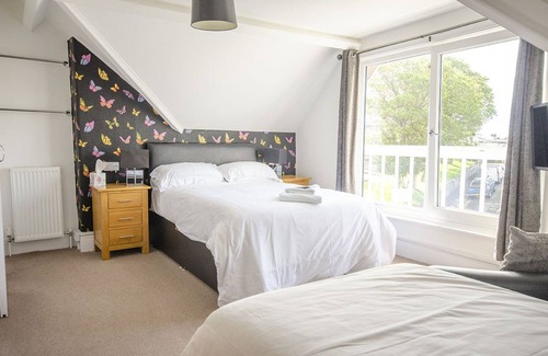 Maenporth Casa | Headlands - Room Only Accommodation