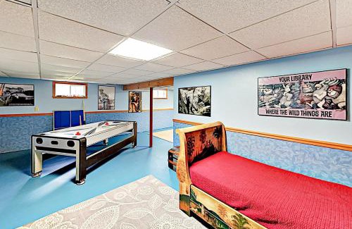 Harwich Casa | Headwater Hideaway