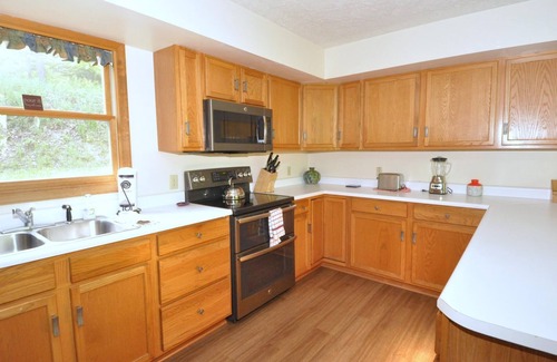 Berkeley Springs Casa | Healing House - Healing Escape