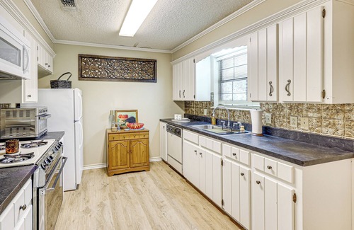Redlick Casa | Healthcare-Worker Hub 2 Mi to Texarkana Hospitals!