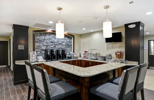 Mount Juliet Condominio | Audiencia Suite Accesible | Desayuno complementario, piscina al aire libre de temporada + gimnasio