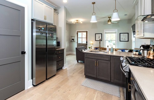 Brevard Cabaña | Heart of Brevard Hideaway - Walk/Bike to Downtown!