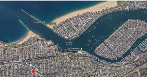 Corona del Mar Casa | Heart of Corona Del Mar 2 Bed 2 bath gem HUGE Patio and Front yard