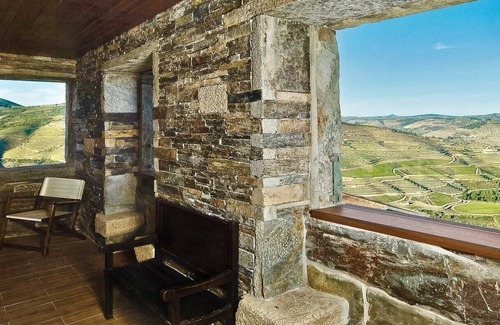 Gouvaes Villa | Acogedora villa en la región del Duero con piscina, vistas y bodegas cercanas