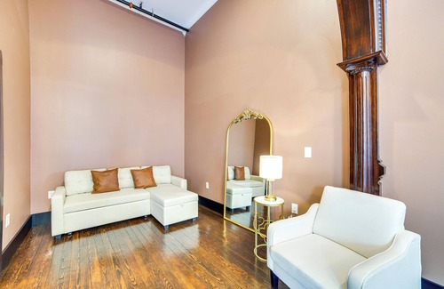 Marshall Apartamento | Heart of Downtown Marshall: Boutique Studio Stay!