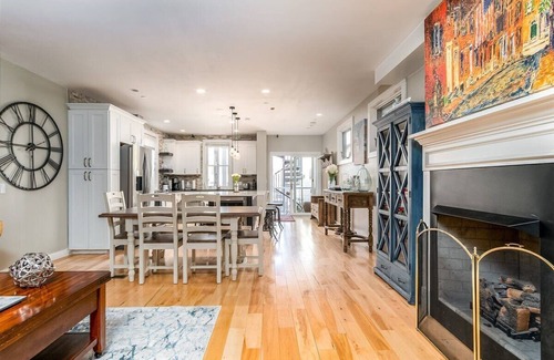 Newburyport Casa | Heart of Downtown Newburyport Urban Loft Living