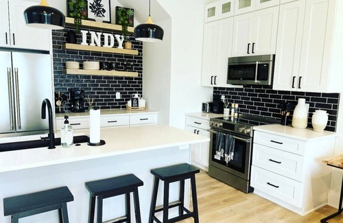 Windsor Park Casa | Heart of Downtown Indy Townhome NEW BUILD!
