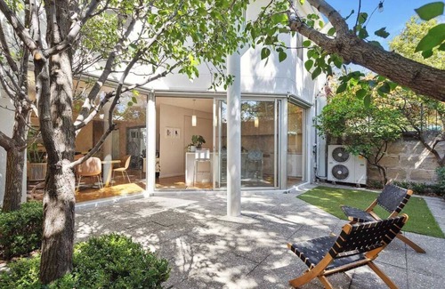 Fremantle Casa | Heart of Freo Stylish Space with Private Yard in Cul de Sac