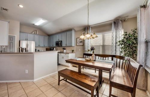 South Arlington Casa | Heart of Grand Prairie 4BD with Pool & Game Room