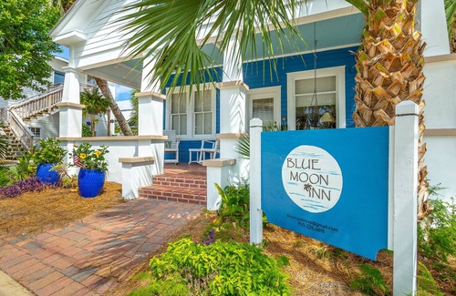 Historic Downtown Apalachicola Cabaña | Corazón de Apalachicola histórico, nostálgico Florida "Blue Moon Cottage"