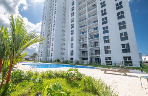 Barrio Santa Lucía Apartamento | Heart of Jaco, Modern Style, Steps to the Sand