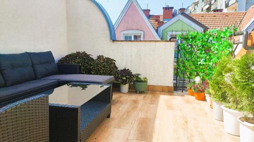 West Pomeranian Voivodeship Apartamento | Heart of Kolobrzeg with Terrace & Old Town View