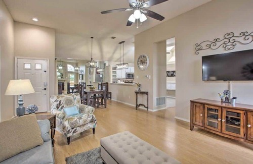 Rowlett Casa | Heart of Rowlett - 3 BD,2BA Cozy Getaway w Patio
