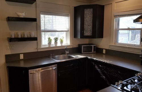Royal Oak Casa | Heart of Royal Oak - Entire house w hot tub!
