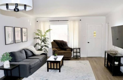 Fashion Square Condominio | Heart of Scottsdale!(Walk to Old Town)