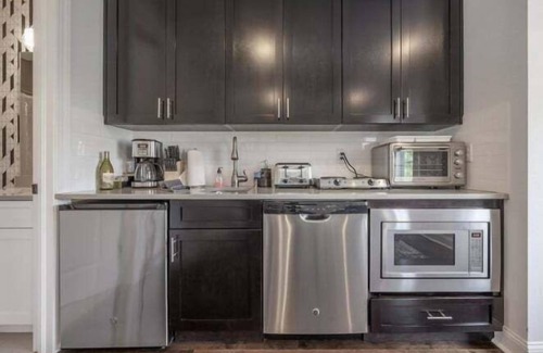 North Hyde Park Apartamento | Heart of SOHO. Minutes to Downtown/Stadium