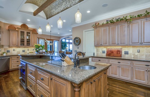 Santa Rosa Villa | Heart of Sonoma County, Fountain Grove 4BR/4BA home, pool, spa, outdoor kitchen