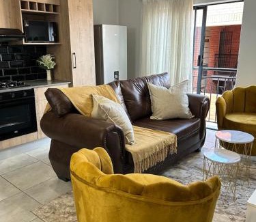 Orlando East Apartamento | Heart of Soweto Cozy Apartment