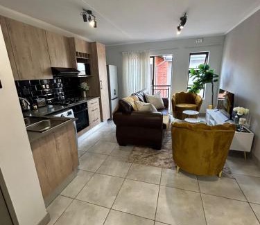 Orlando East Apartamento | Heart of Soweto Cozy Apartment
