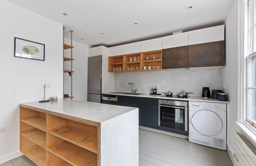 St Albans Casa | Heart of St Albans City Centre location with free parking