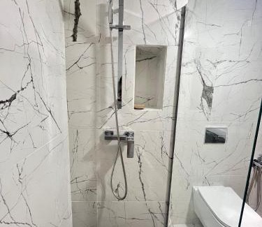 Tangier Apartamento | Heart Of Tangier Luxurious Spacious & Stylish Apartment 3 Bedrooms Just For Families Close to Marjane & Stade Ibn Batouta In Tangier