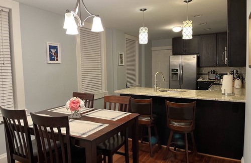 Logan Square Casa | Heart of the Museum District: Historic Renovated Logan Square Home