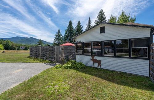 Twin Mountain Casa | Heart of the White Mountains Cottage w Hot Tub #3