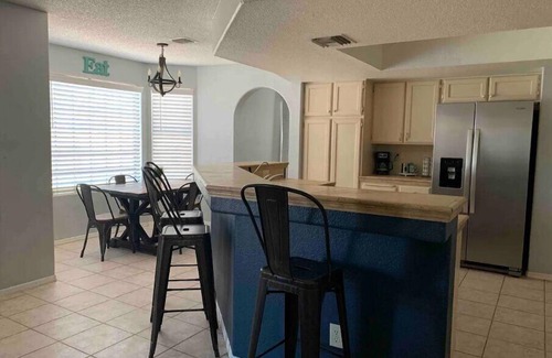 Yuma Casa | Heart of Yuma 2 Story Home 4B/2.5B 9gst