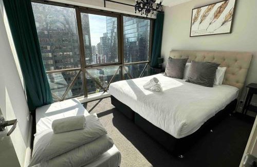 Chinatown Apartamento | HeartCBD LUX Top Floor 2 Bedroom/Pool/Spa/GYM