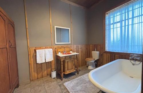 Fouriesburg Casa | Heartstone's Rest House