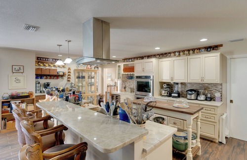Port Charlotte - Charlotte Harbor Casa | Heated Pool + Chef's Kitchen: Port Charlotte Home!