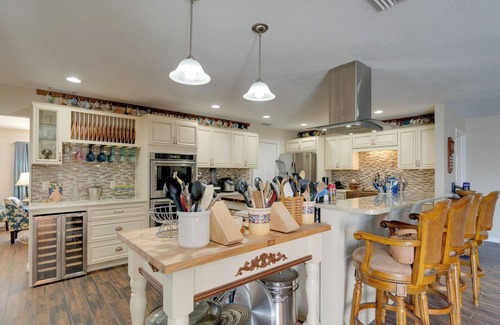 Port Charlotte - Charlotte Harbor Casa | Heated Pool + Chef's Kitchen: Port Charlotte Home!