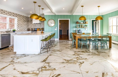 Sherwood Casa | Heated Pool- CHESAPEAKE MANSION - 12,000 SQFT/30 ACRES/HUGE POLYWOOD PLAYGROUND