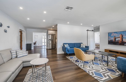 Harbor Village Casa | Heated Pool - FirePit - 1 Mile to Beach - Pets Ok